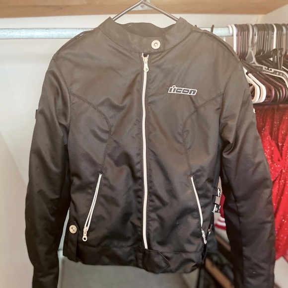 Motorcycle Jacket - Picture 2 of 6